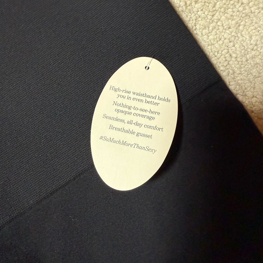 NWT Soma Black Slimming Legging - Size: Medium - Picture 3 of 5